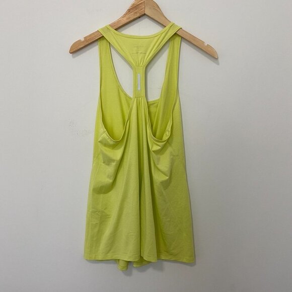 Motherhood Maternity Green Workout Tank Sz Medium - Picture 4 of 4
